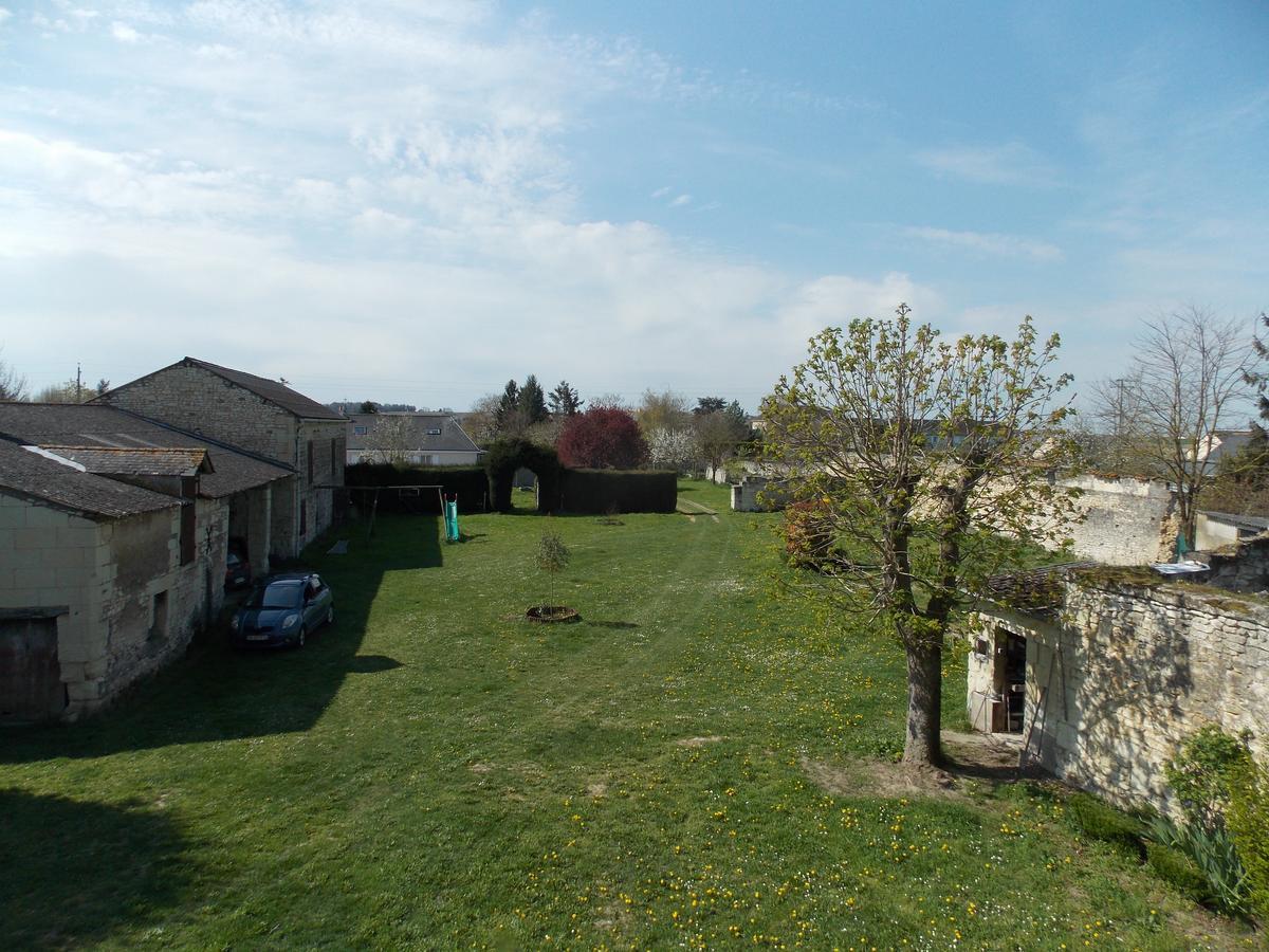 Bed and Breakfast Domaine Des Roses Vaudelnay Exteriér fotografie
